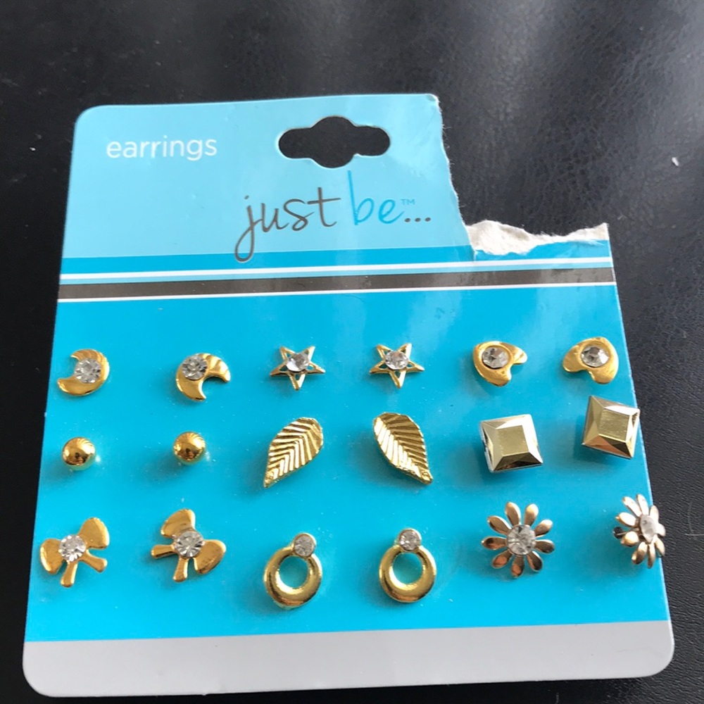Just be tm... earrings 9 set